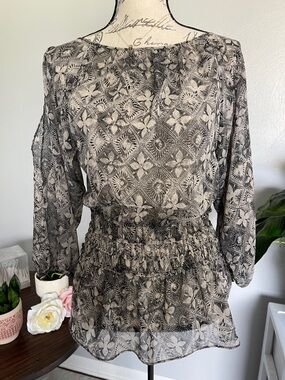DKNY Jeans Black White Floral Peplum Blouse Size Small Boho Sheer Top